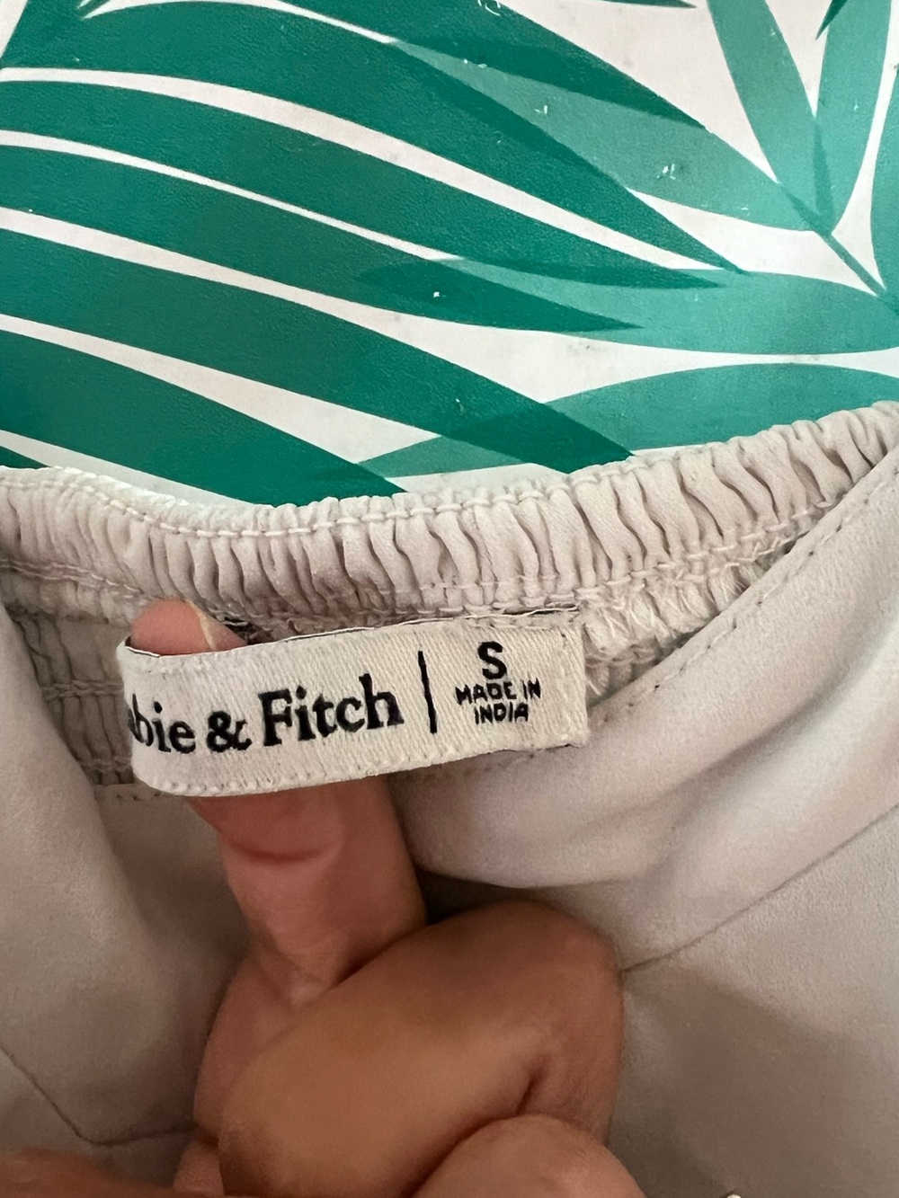 Abercrombie & Fitch White Tie-Strap Cami crop top Sz S - Picture 5 of 12